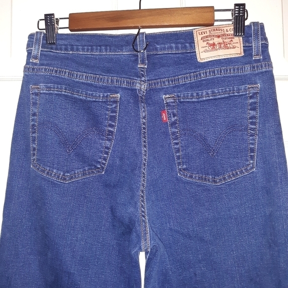 Levi's Jean's size 10M - Picture 5 of 7